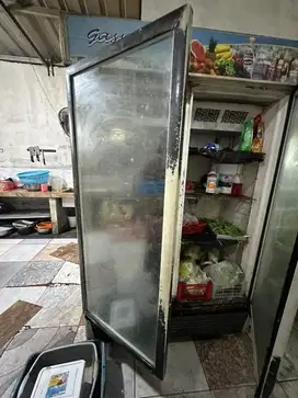 Jual Showcase 2 Pintu Bekas