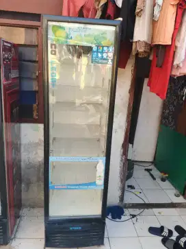 Di jual showcases steko 5 rak ukuran tinggi