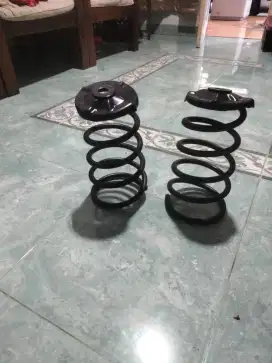 Per keong depan mobil Avanza THN 2011 set sama tutup atas .