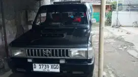 Toyota kijang super
