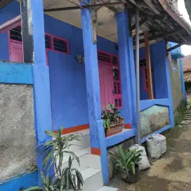 Sewa rumah  ciwaruga aman nyaman