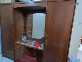 dijual segera almari dan dipan jati