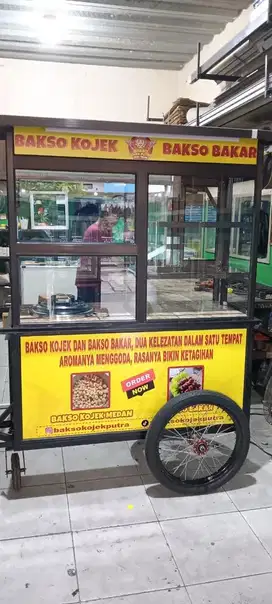 Gerobak Etalase Jualan