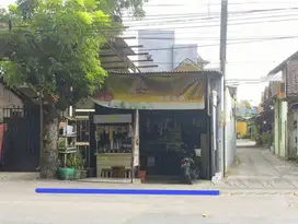 Tanah Strategis Bonus Bangunan Pinggir Jl Raya Laweyan