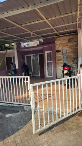Oper Kredit Rumah Terawat Menganti
