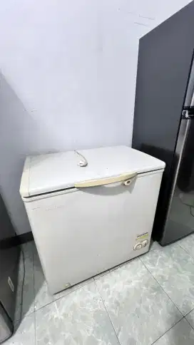 Freezer box Modena 160 liter
