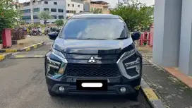 Km33rb mitsubishi xpander exceed 2022 hitam tangan pertama