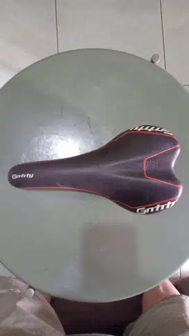 SADEL SEPEDA MTB, ENTITY, COPOTAN POLYGON, 150K NEGO