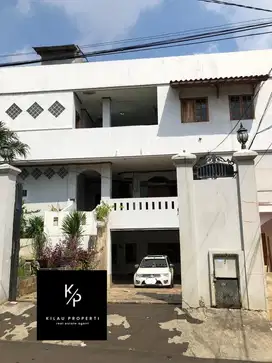 Dijual Rumah 4 Lantai Murah di Lebak Bulus, Jakarta Selatan