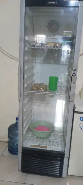 Showcase Polytron 4 Rak