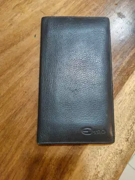 Dompet paspor merk emsio