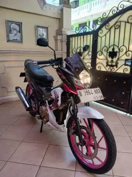 Suzuki satria 150 fu 2013 putih abu
