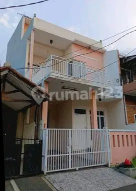 Dijual Rumah Bagus 2 Lt Regensi Melati Mas Serpong Akses Dekat Tol
