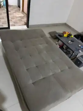 Sofa minus kena rokok sedikit baru 3bulan