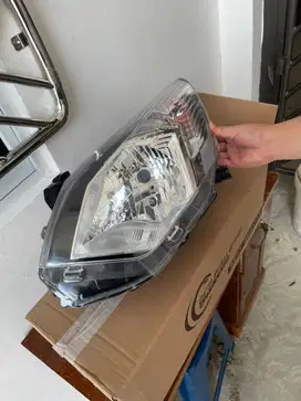 Lampu Depan Calya Bohlam Lokal