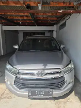 Innova Reborn 2.4 V AT Diesel