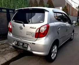 [Cash] Daihatsu Ayla AT 2017