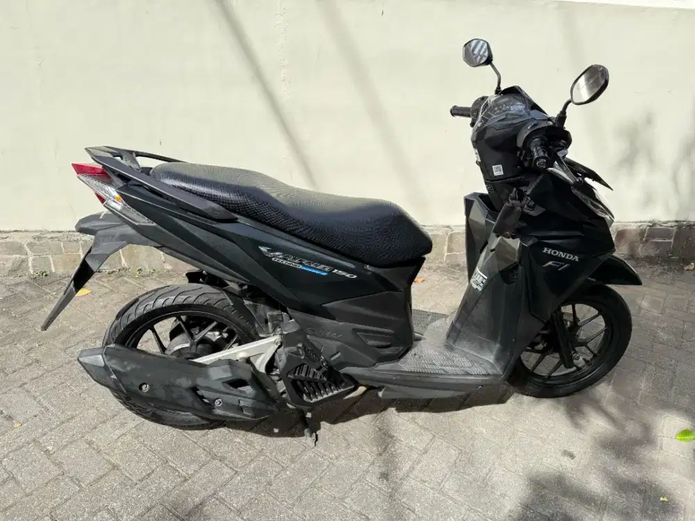 Honda Vario 150 eSP 
Tahun 2015