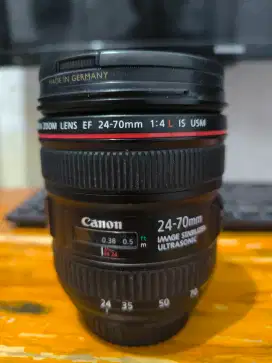 Lensa Canon 24 70mm F4 L series like new