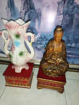Patung  Budha dan pajangan Vas 2brg Rp.250rb