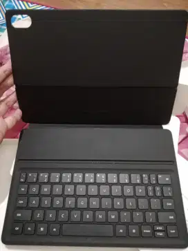 Huawei smart magnetic keyboard