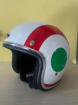 Helm Vespa Ori Bekas