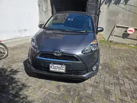 Sienta G pribadi
