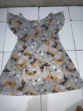Dress anak usia 5 tahun