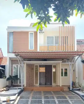 DISEWAKAN RUMAH 2 LT BSB FULL FURNISH
