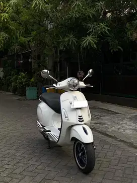 Vespa Primavera S Iget Abs regis 2023