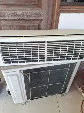 Dijual AC Bekas Daikin
