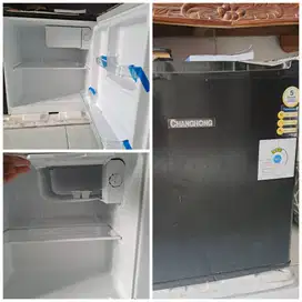 KULKAS MINI 1 PINTU CHANGHONG