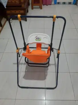 Kursi Ayunan anak pliko
