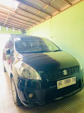 ERTIGA HITAM 2012 type GL