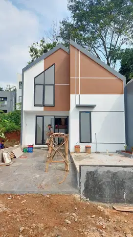 Dijual Rumah dekat Tol Sawangan dan The Park Sawangan, Kota Depok