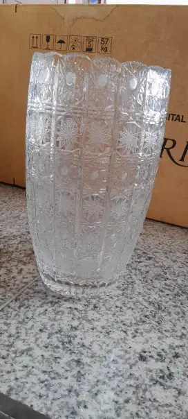 Vas Bunga Kristal Bohemia 500pk