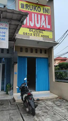 RUKO 2,5 LANTAI , LOKASI STRATEGIS