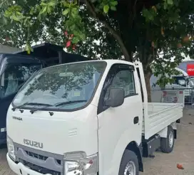 ISUZU TRAGA PICK UP SOLAR 2024