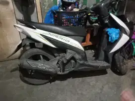 Motor karbu Vario 110