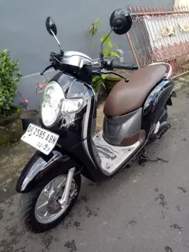 Scoopy tahun 2018 mulus