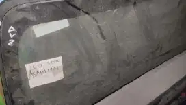 KACA DEPAN AVANZA  gen 1