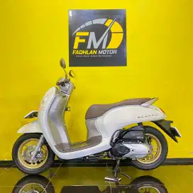 Honda Scoopy Prestige Tahun 2021 putih full orisinil joss istimewa