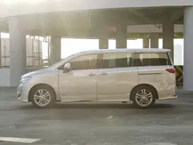 Nissan Elgrand 2011 Bensin