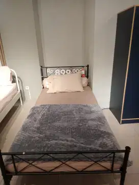 LARSON METAL BED 100 BED