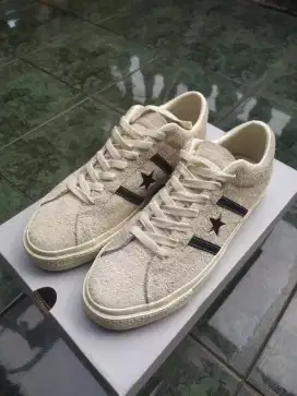 Converse one star