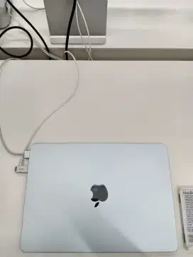 Macbook air 13 inci