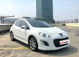 Peugeot 308 Turbo Tahun 2012 Automatic Putih