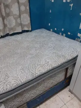 Sprinbed ukuran 3 masih bagus