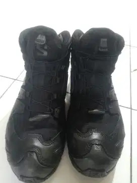 Sepatu Salomon XA Forces Mod Black Original