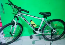 Sepeda MTB Genio United Rangka Aluminium Alloy 26 Shimano speed rem